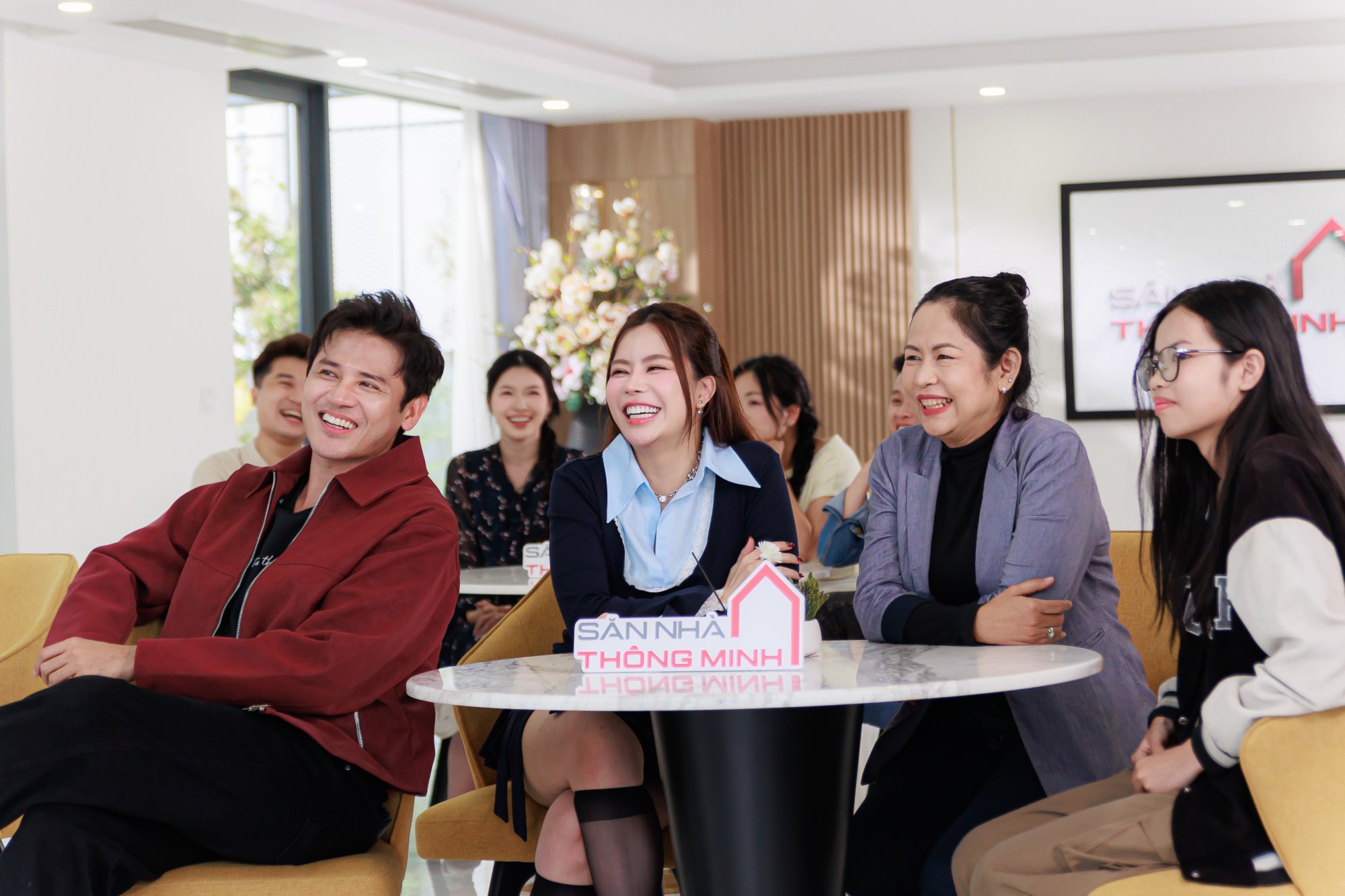 KHÔNG CÓ NGƯỜI THẮNG, 100 TRIỆU ĐỒNG ĐƯỢC “TREO THƯỞNG” SAU TẬP 3 SĂN NHÀ THÔNG MINH